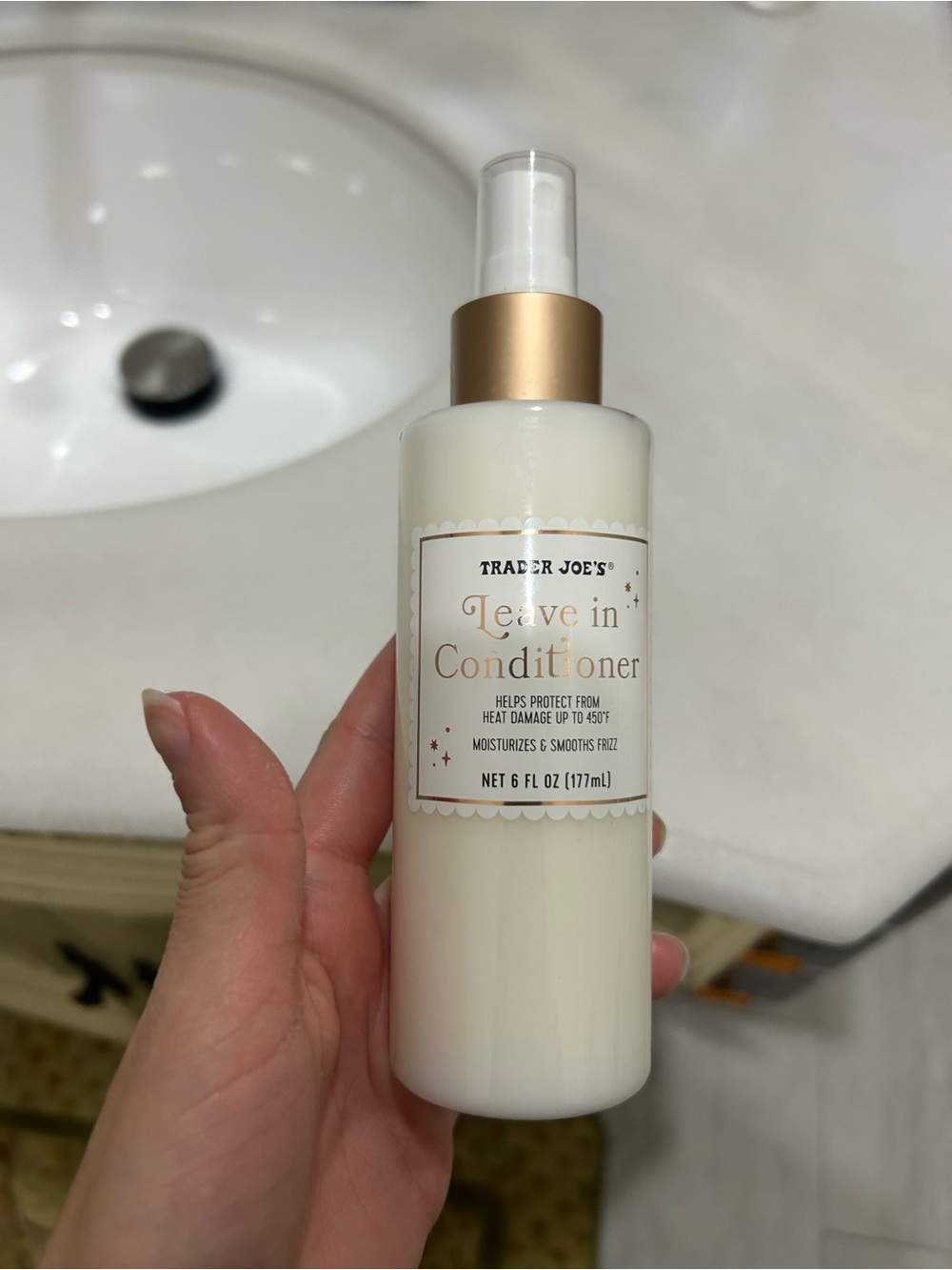 Trader Joe's Leave-In Conditioner Spray - Cream